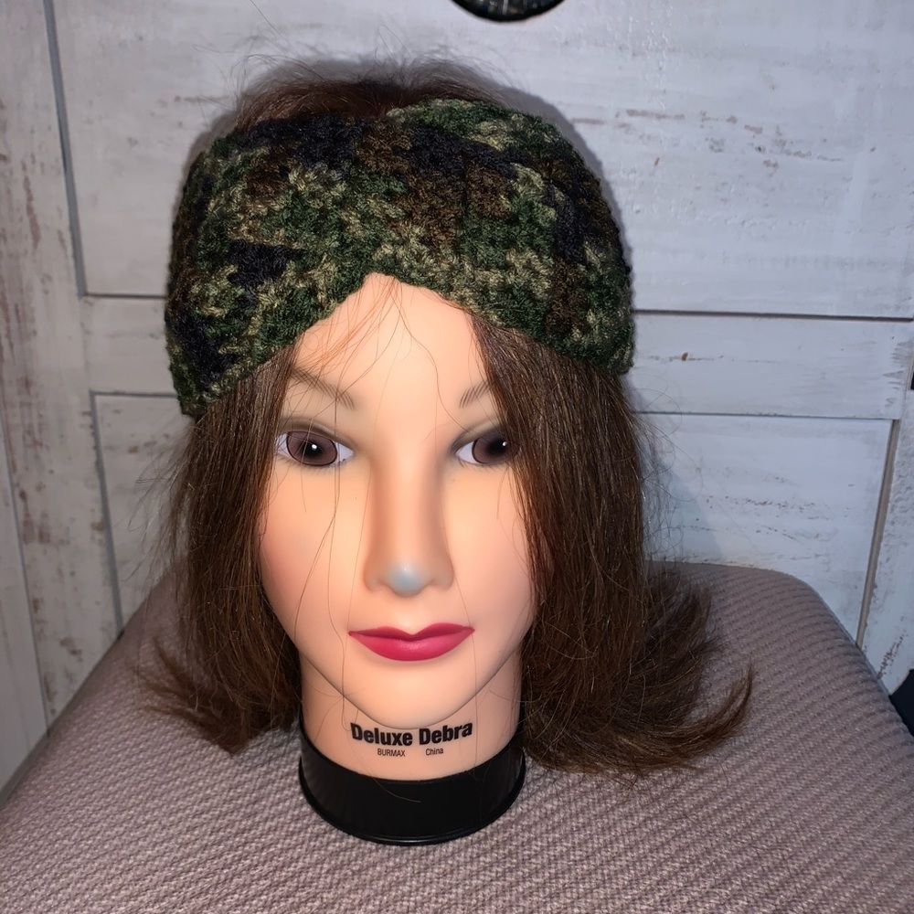 Camo Crossover Headband
